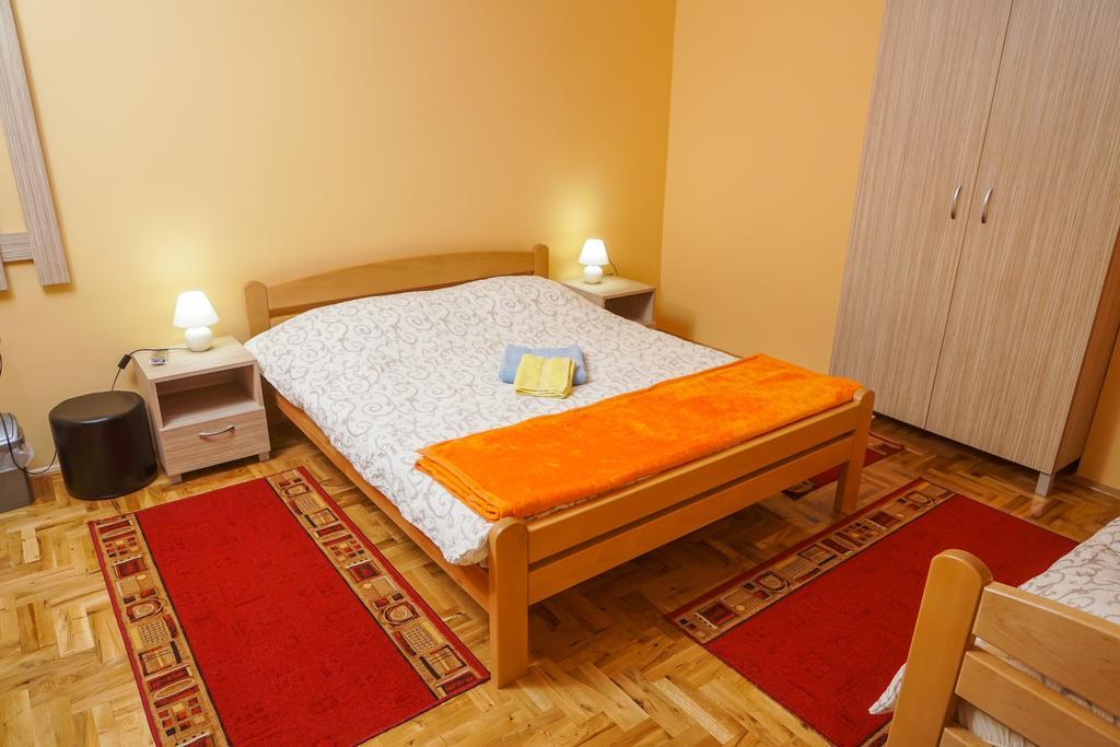 ホテル Amfora Palić エクステリア 写真