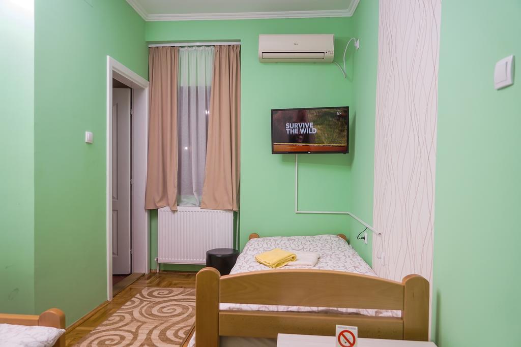 ホテル Amfora Palić エクステリア 写真