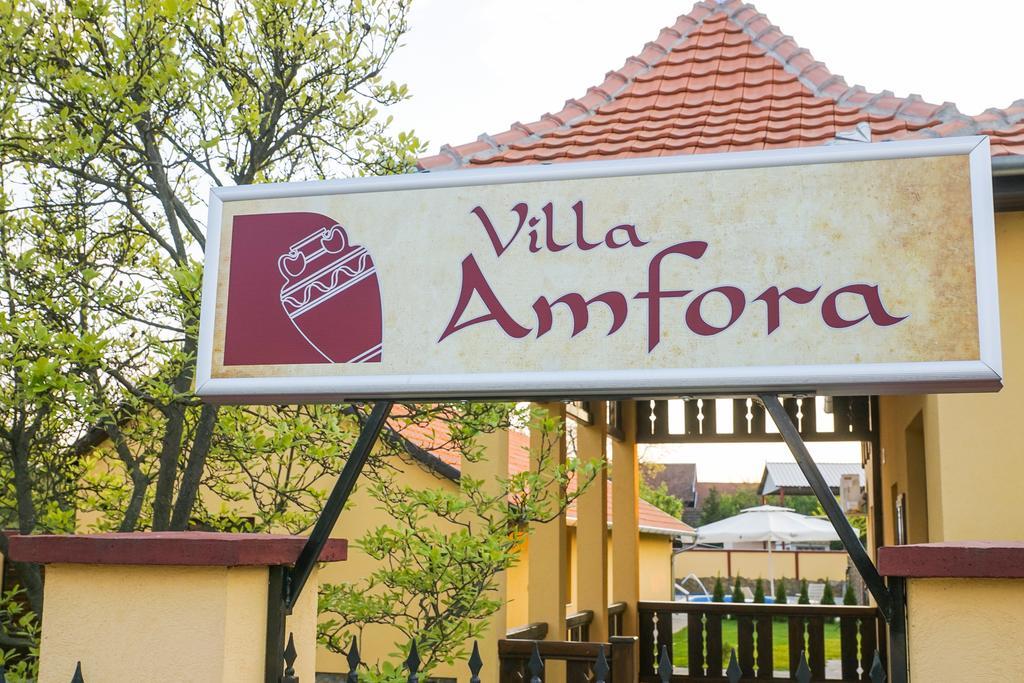 ホテル Amfora Palić エクステリア 写真