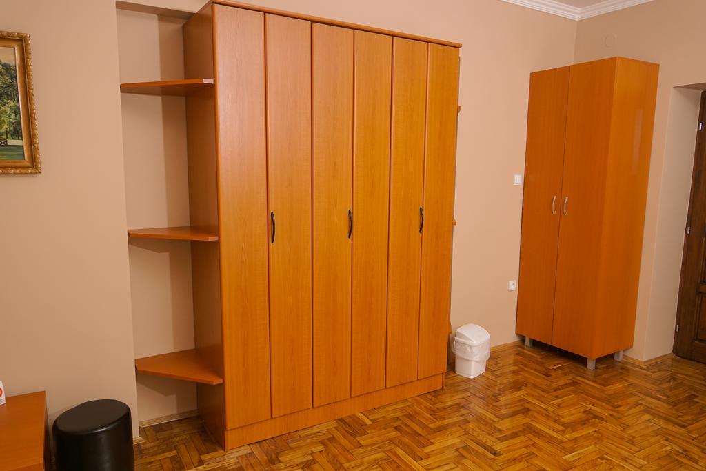 ホテル Amfora Palić エクステリア 写真